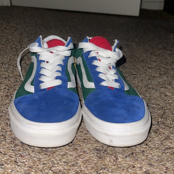 Vans - Picture 7 of 7